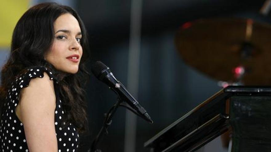 Norah Jones publicará disco en primavera.