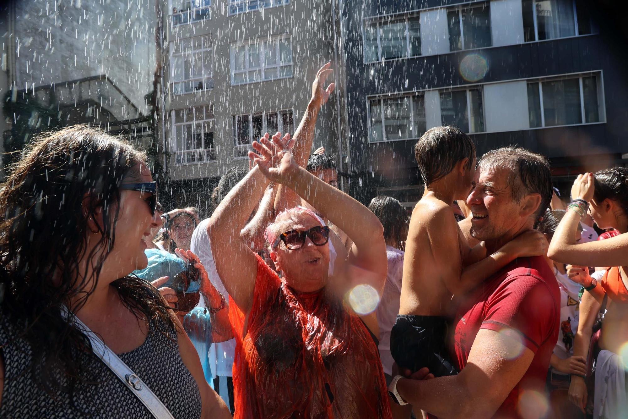 San Roque da rienda suelta a la felicidad en su Festa da Auga
