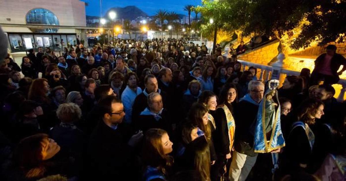 Benidorm honra a su patrona al alba