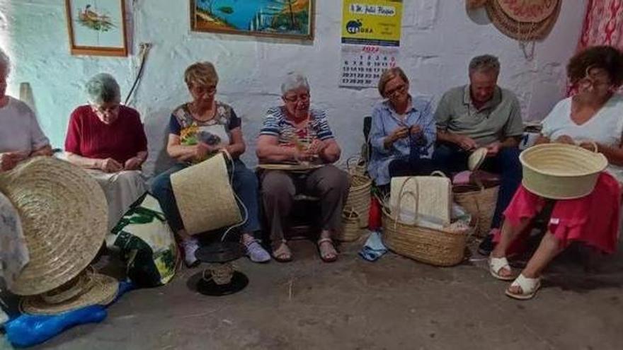 El Fomento del Turismo y Ses Madones de sa Llata, premiados por Essentially Mallorca