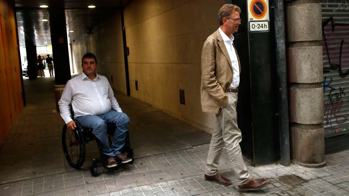 David Bonvehí y Ferran Bel, a la salida de la reunión.