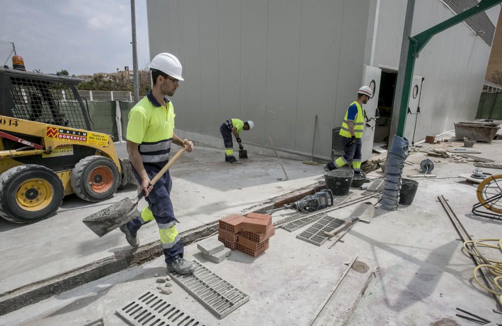 El deterioro del primer centro exprés que hizo el PP afecta incluso a la cimentación del edificio