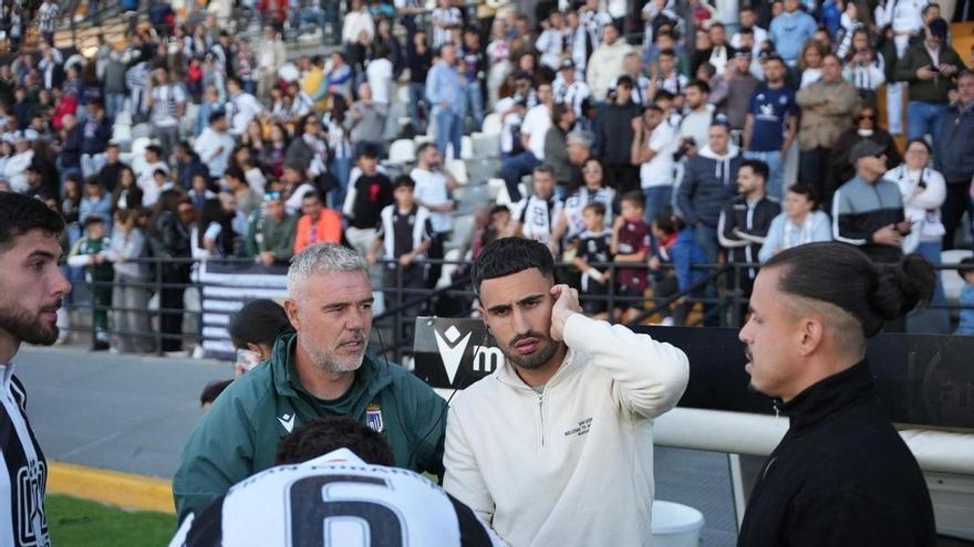 El Badajoz gana al Gévora pero se queda en la orilla