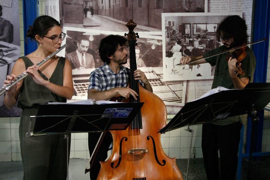 Concierto de Vandalia Trío en la exposición