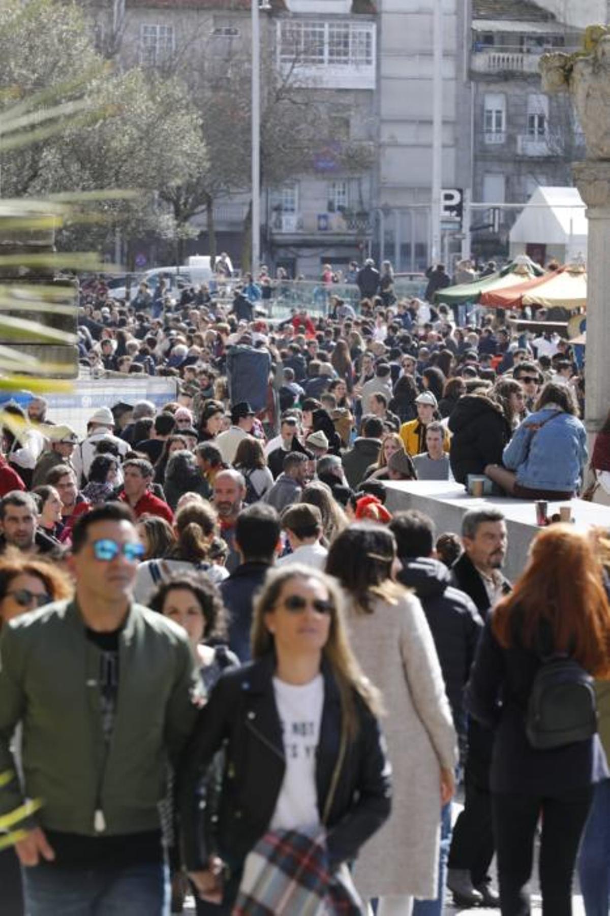 Las tropas napoleónicas campan a sus anchas por el Casco Vello sin saber que el domingo serán expulsados de la ciudad. Las tropas napoleónicas campan a sus anchas por el Casco Vello sin saber que el domingo serán expulsados de la ciudad.