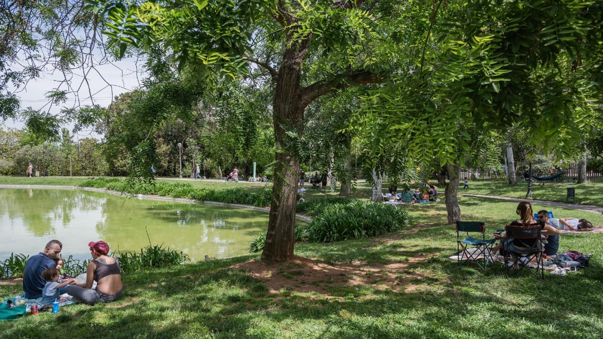 El parque de la Ciutadella, con sus espacios verdes y de sombra, es un refugio climático.