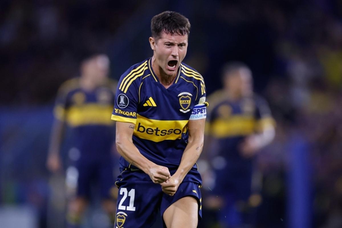 Ander celebra su primer gol con la camiseta de Boca.