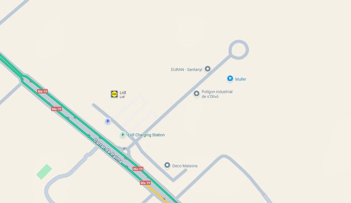 Die neue Müller-Filiale liegt hinter dem Lidl am Ortseingang von Santanyí aus Campos kommend.
