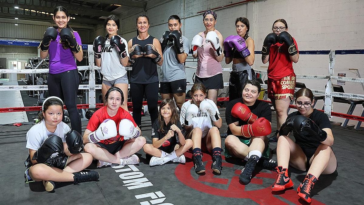 Integrantes de La Vieja Escuelaque participaránen la velada de boxeo femenino.