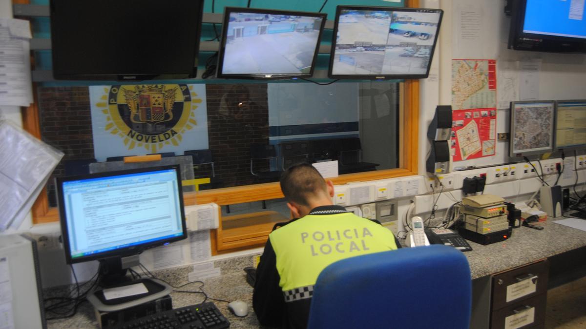 Retén de la Policía Local de Novelda.