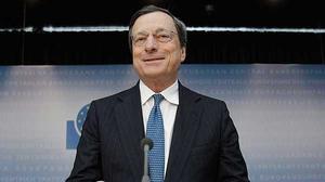 Mario Draghi afirma que el BCE està preparat per a la compra de deute.