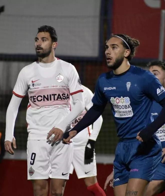 El Deportivo completa la plantilla con el delantero Arturo tras la salida de Narro