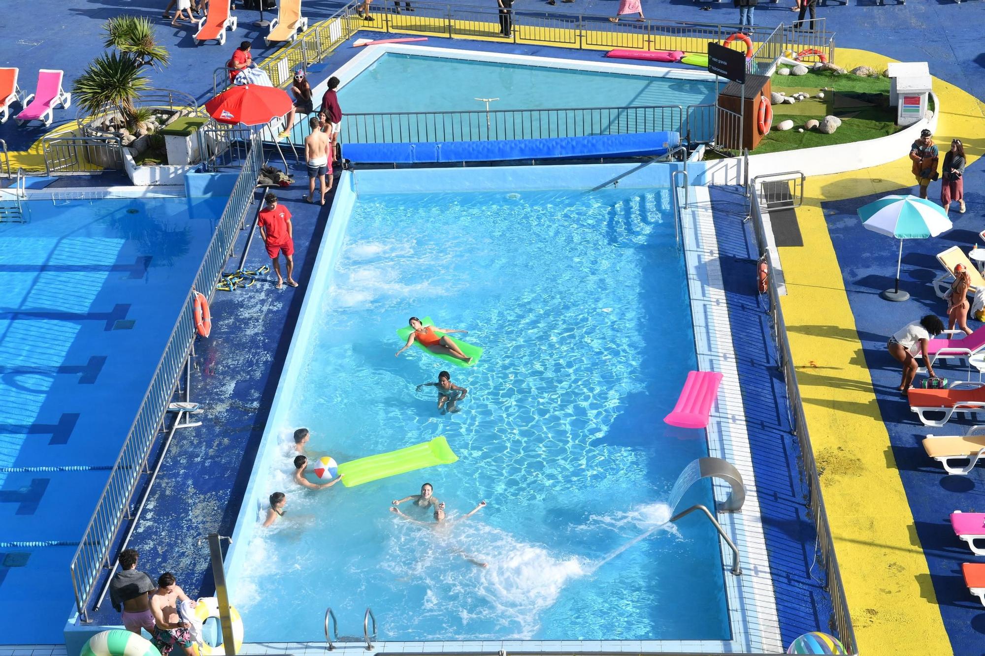 Rodaje de la trilogía Dímelo en el Club del Mar de San Amaro