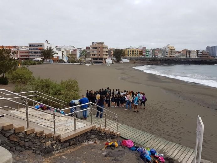 Talleres de reciclaje, limpieza de residuos en La Garita