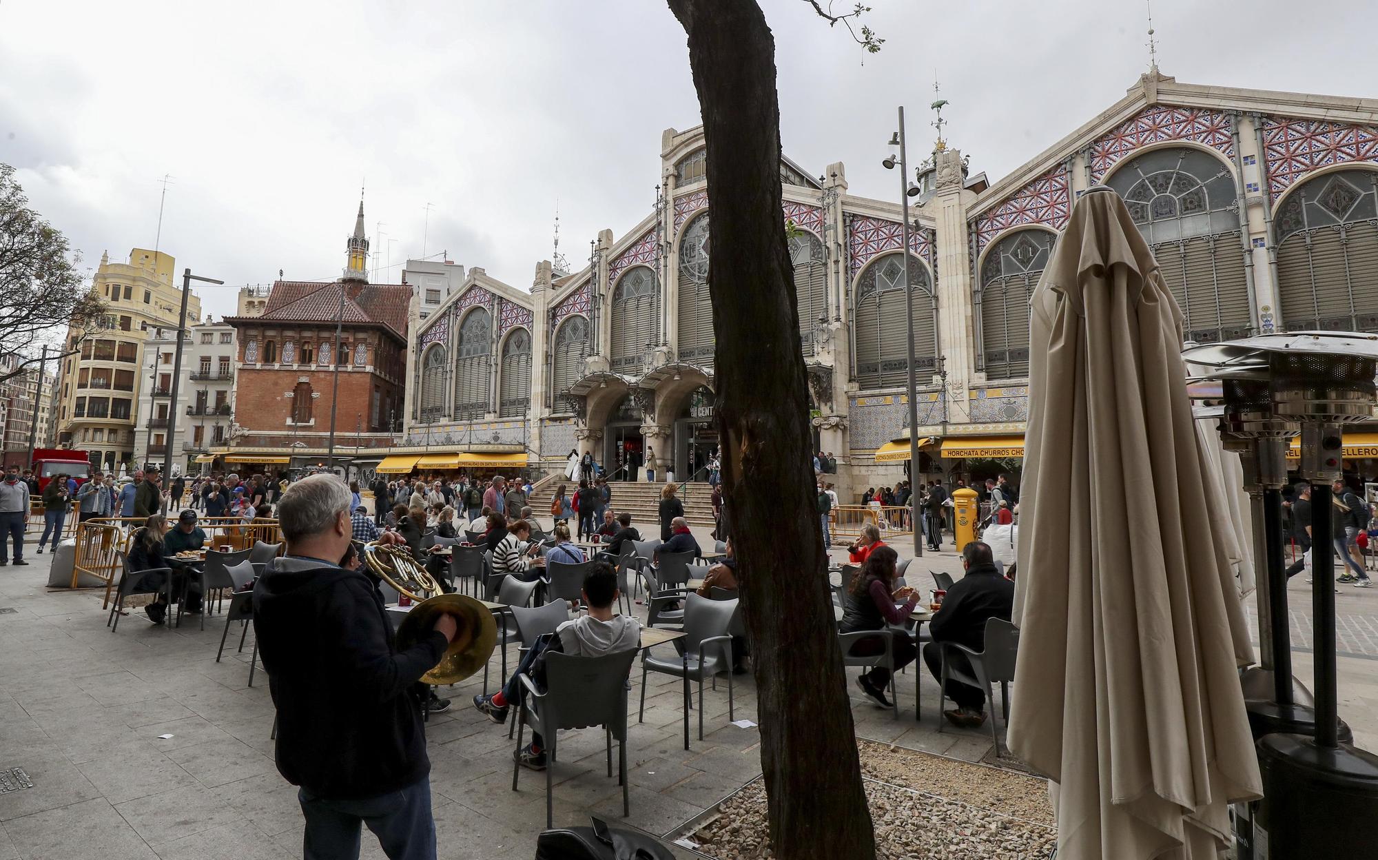 Los turistas llegan a València en Semana Santa