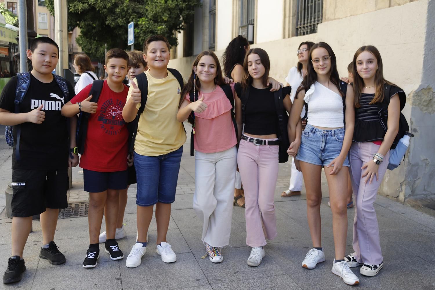 El retorno de la actividad a los institutos y la Universidad, en imágenes