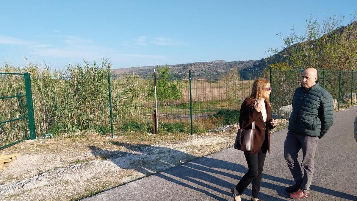 "La CHJ no es partidaria de este tipo de barreras, pero en Antella no teníamos alternativa"