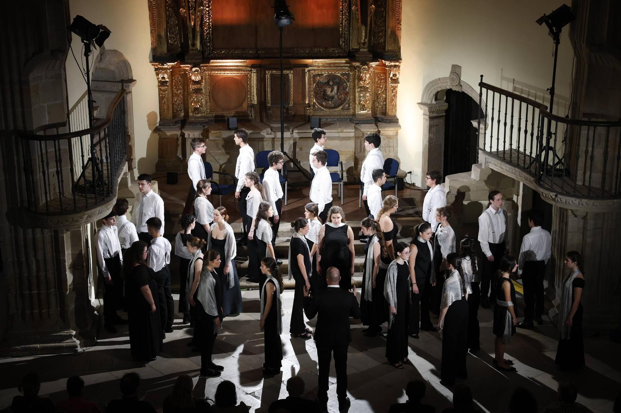 EN IMÁGENES: así fue el concierto del León de Oro