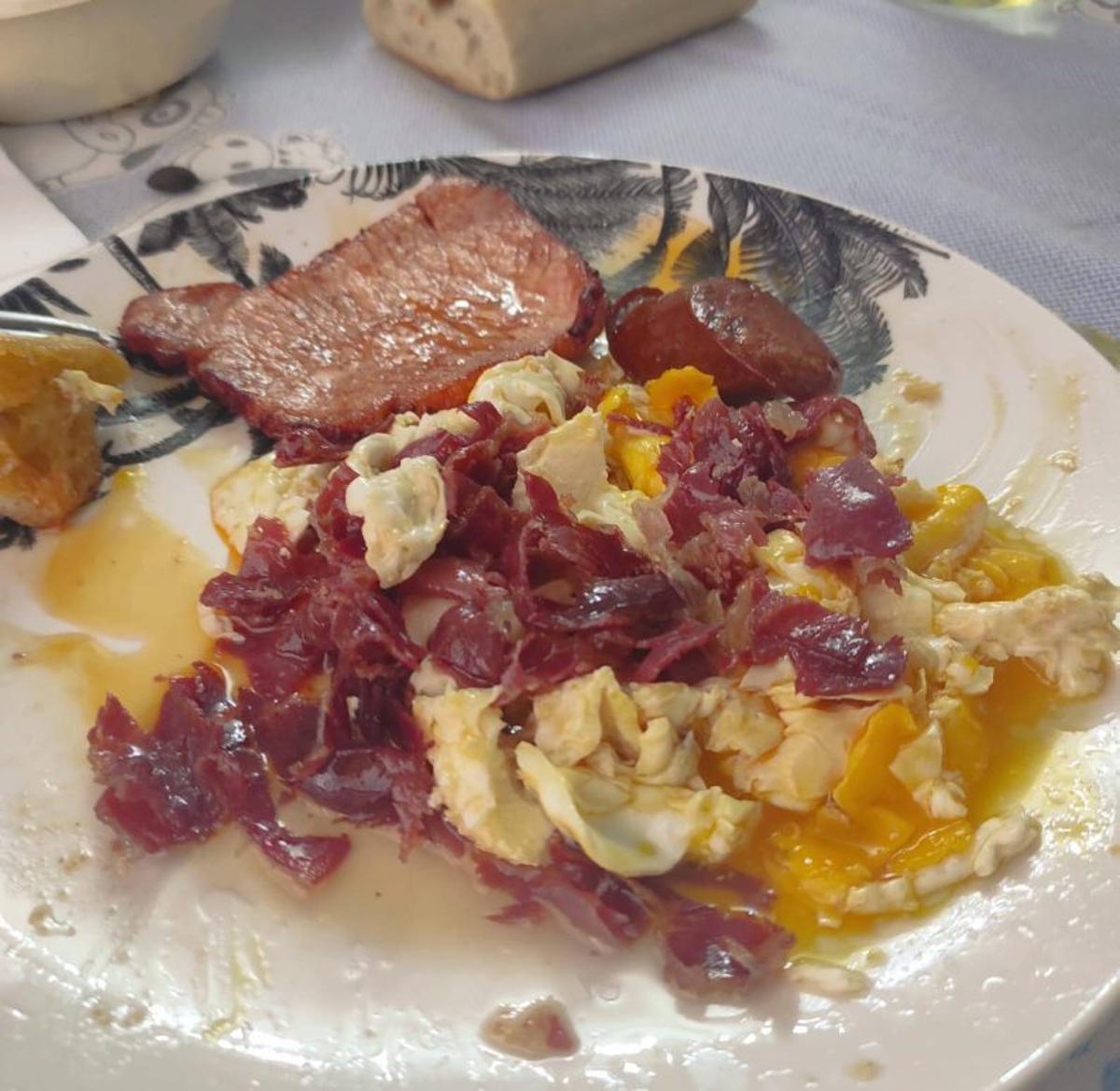 De almuerzo, "dos y pingada"