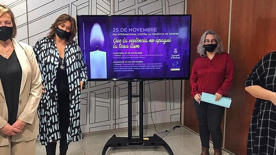 Carolina Escandell, Belén Alvite, Tonyi Ferrer y Nadia Benegas.