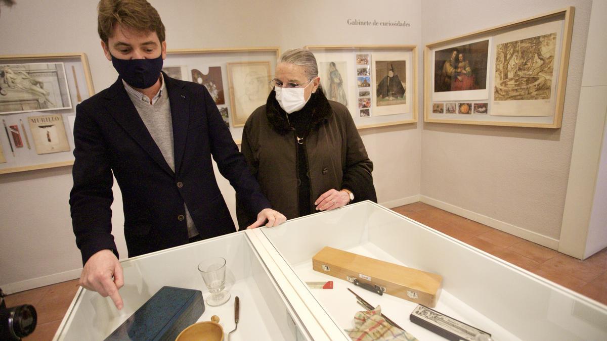 Rafael Fuster, director del Gaya, e Isabel Verdejo.