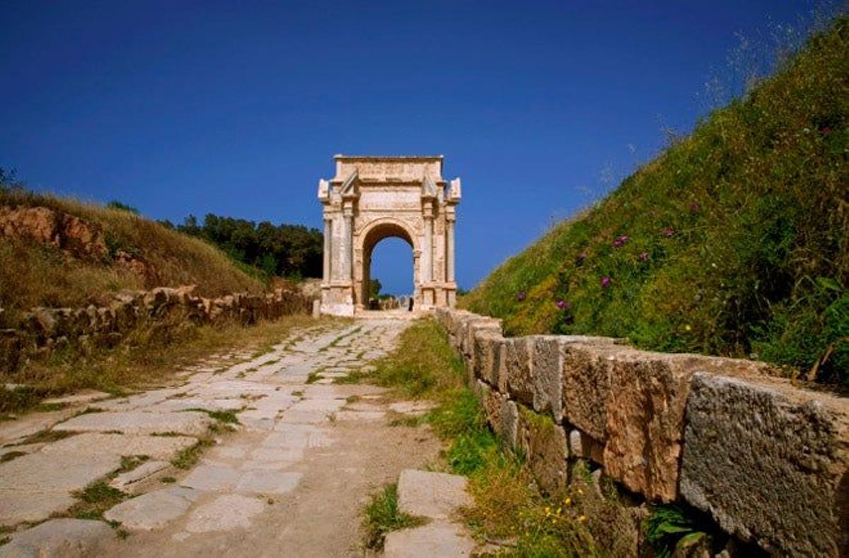 Arco de Septimio Severo en Khums (Libia)