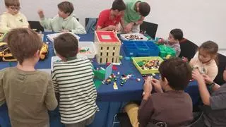 ¡La vuelta al cole más creativa llega a Los Prados con LEGO®, Playmobil y modelismo!