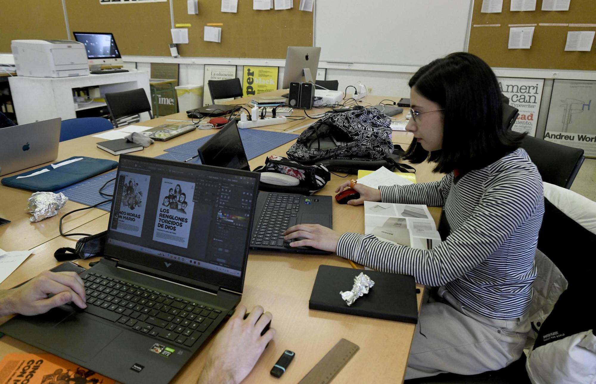 Así lucen las clases de la Escuela Superior de Diseño de la Región en la Facultad de Medicina de la UMU