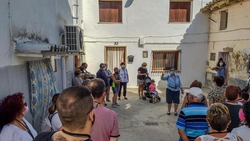 Seis visitas teatralizadas muestran el encanto y los secretos de Alagón