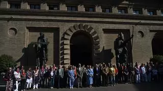 Zaragoza guarda un minuto de silencio para condenar la agresión sexual denunciada en la plaza de toros