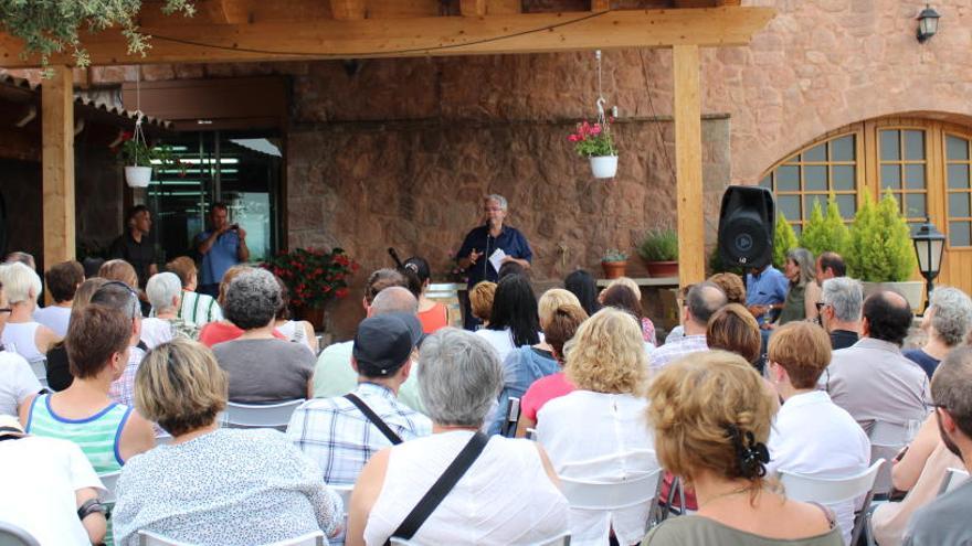 Una imatge de l&#039;acte al celler Collbaix