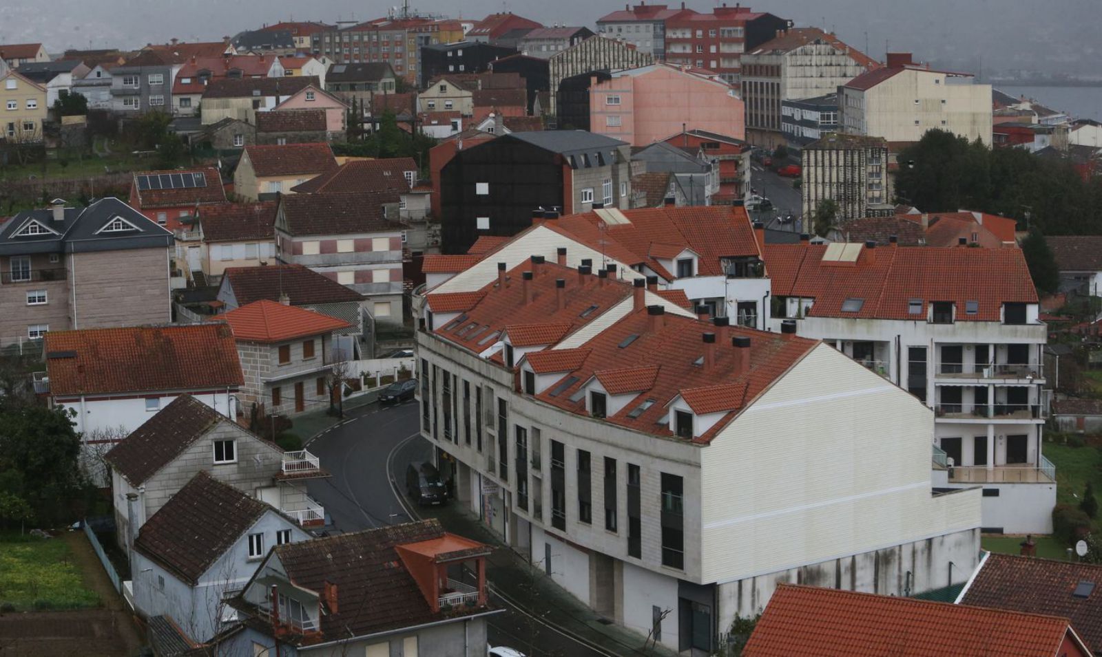 Vista del barrio residencial de O Real, en Moaña, desde el Monte do Con.