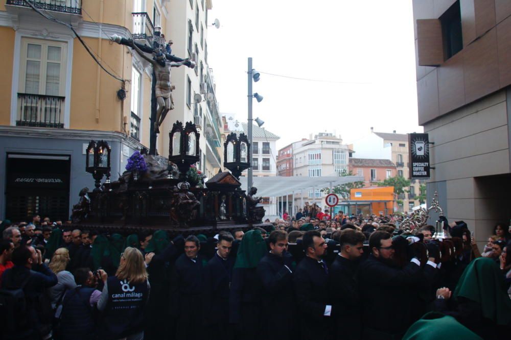 Las imágenes de la procesión de Vera Cruz, en el Jueves Santo de la Semana Santa de Málaga