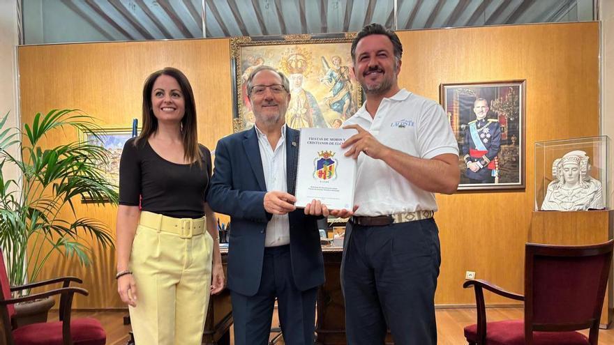 Los Moros y Cristianos de Elche activan el expediente para s