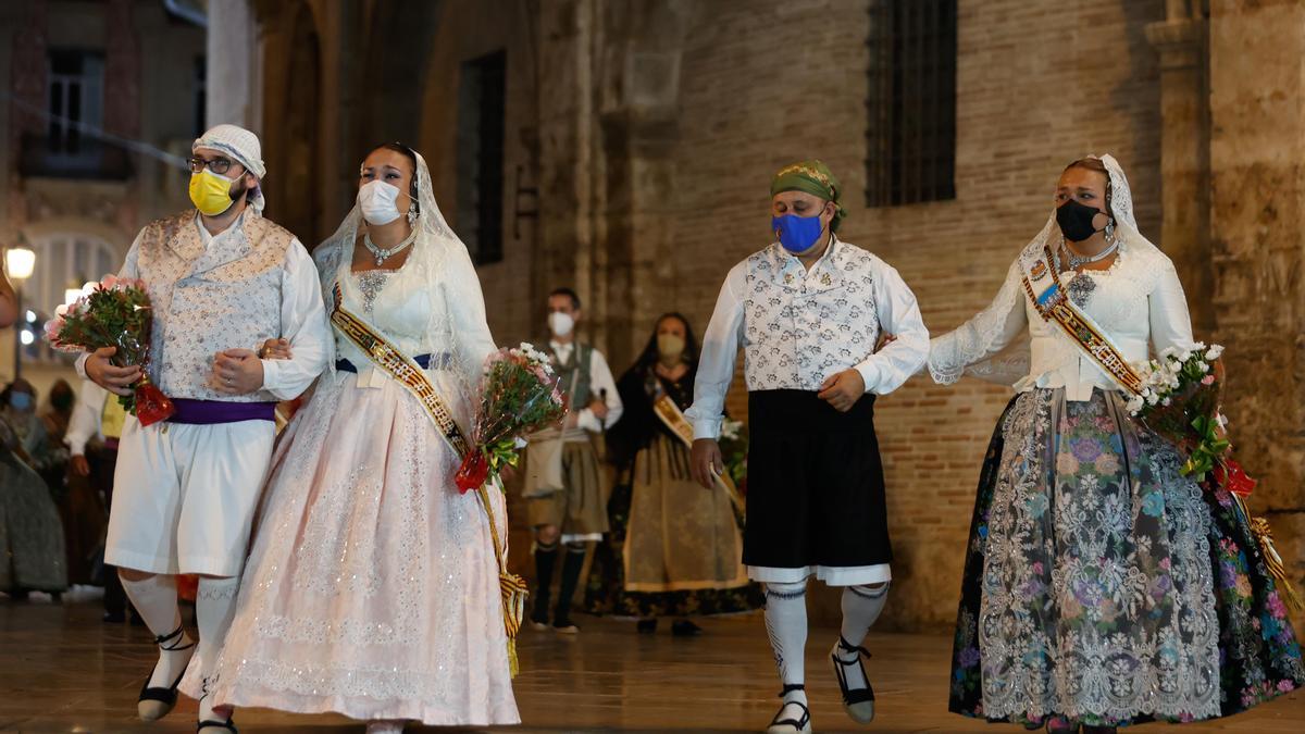 Búscate en el primer día de Ofrenda por las calles del Mar y Avellanas entre las 21:00 y 22:00 horas