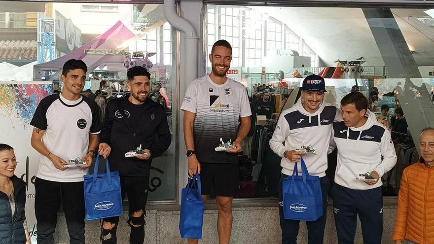 Los parragueseses Nacho Aramburu y Luis Ribaya triunfan en el Trail de Siero