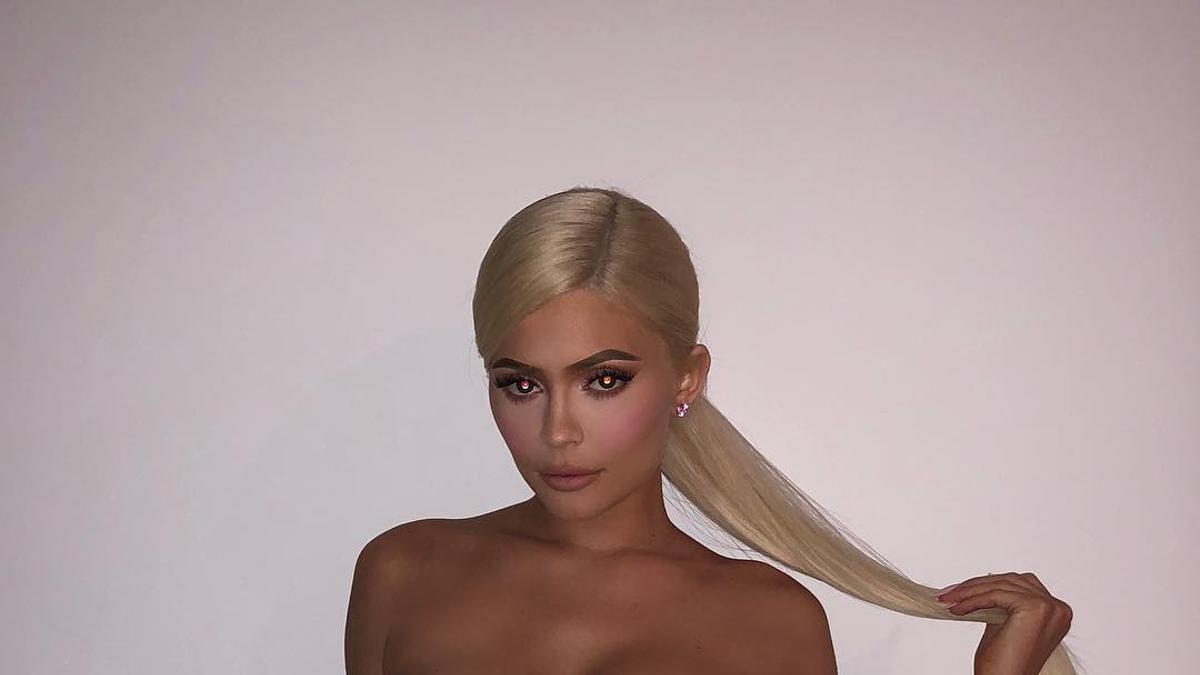 Los cambios de look de Kylie Jenner - Woman