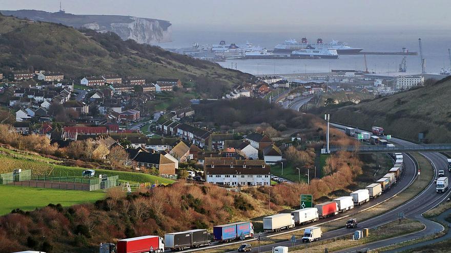 La recta final del Brexit bloquea cientos de camiones valencianos hacia Reino Unido