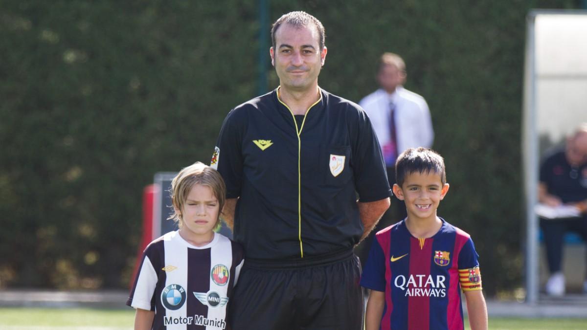 Marc Bernal juega en la cantera del Barça desde el verano del 2014