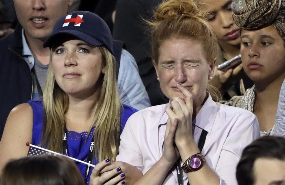 lpedragosa36217433 supporters watch the election results during democratic pres161109062526