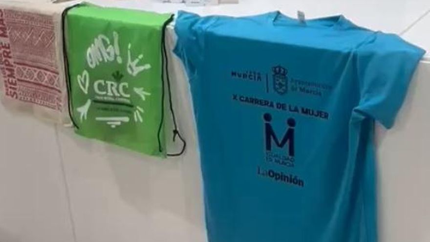 Así son las bolsas de las corredoras de la Carrera de la Mujer de Murcia 2025