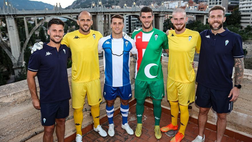 Presentación de las camisetas del Alcoyano