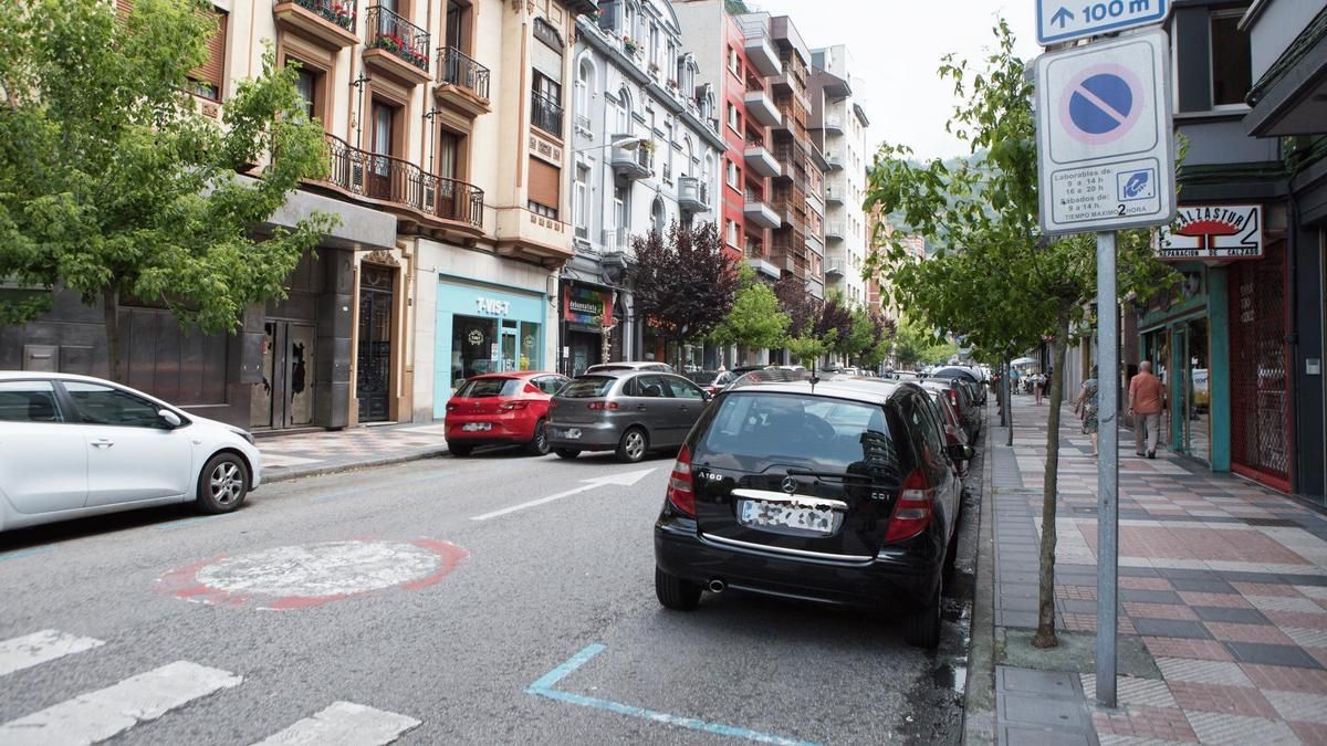 Zona azul en Mieres en la calle Numa Guilhou