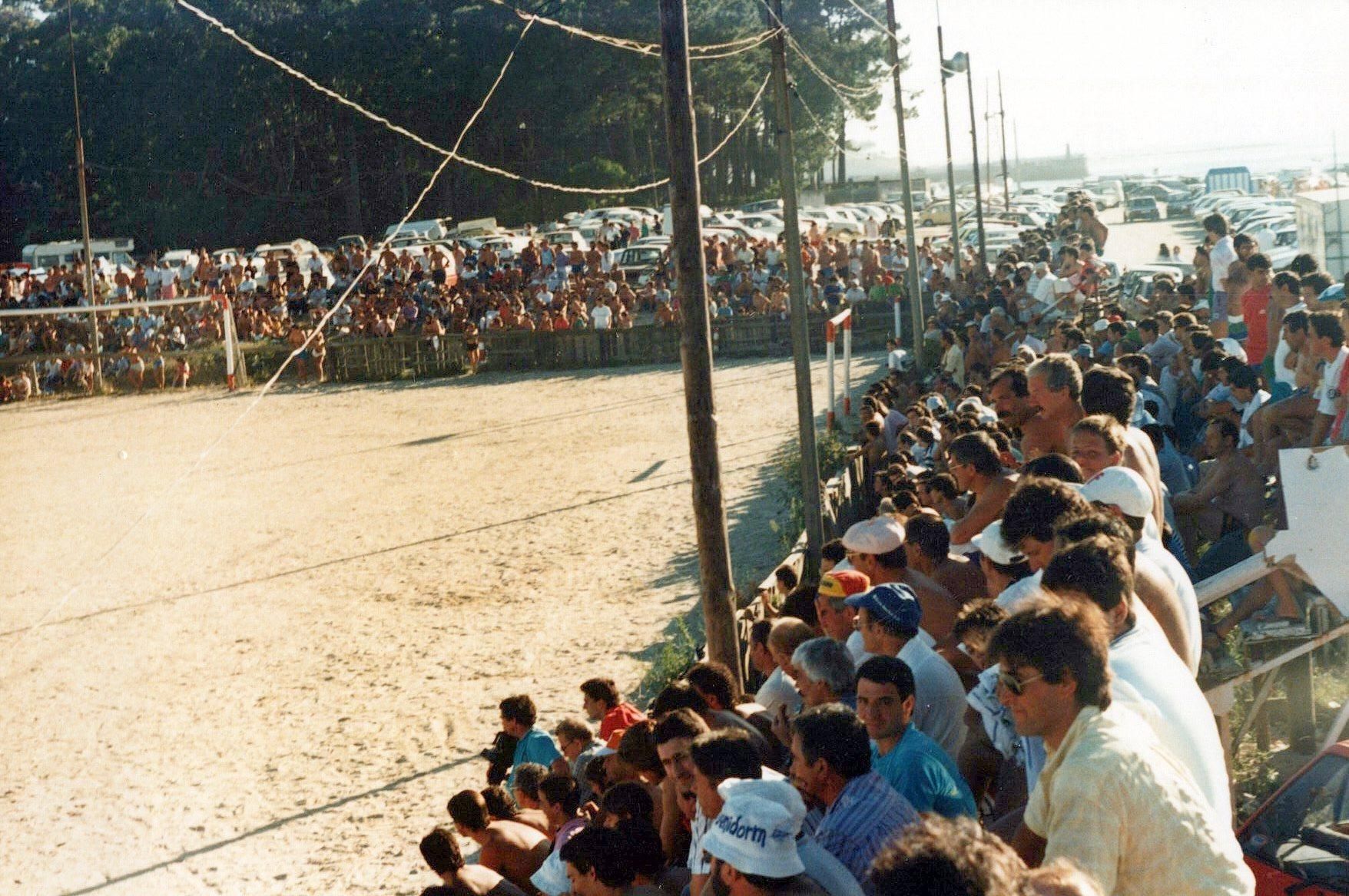 Chilenas sobre la arena: aquellos campeonatos de playas de Leri en O Vao