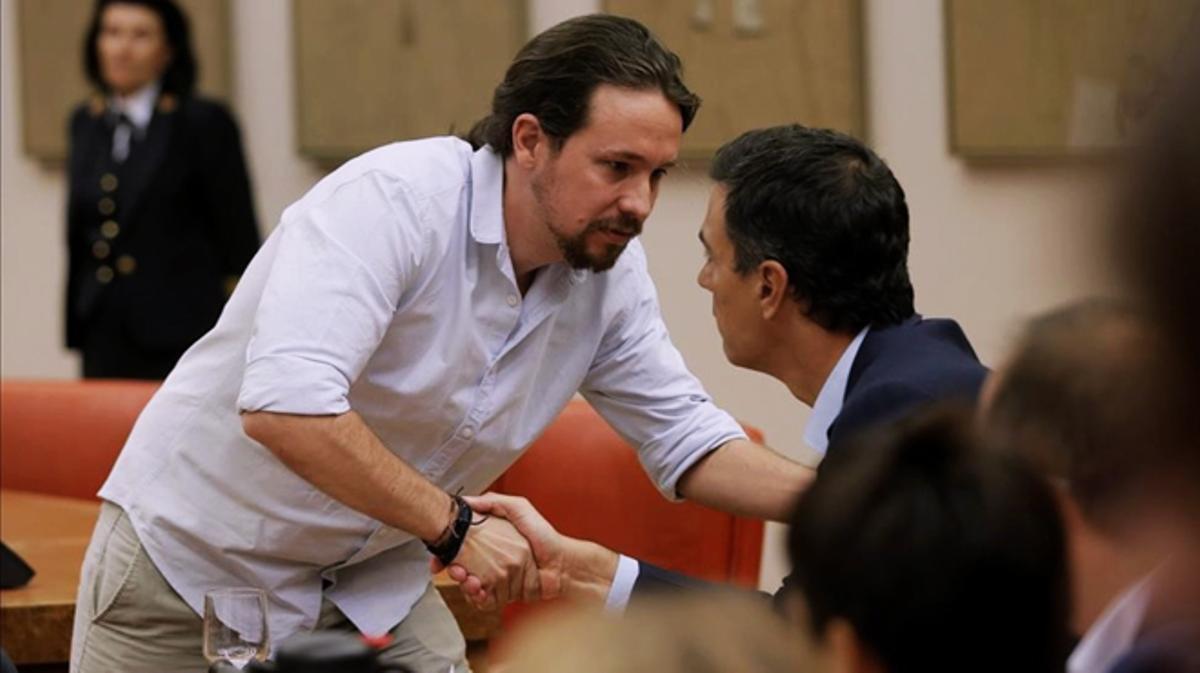 Montero confirma que Iglesias i Sánchez ja han contactat per Telegram.