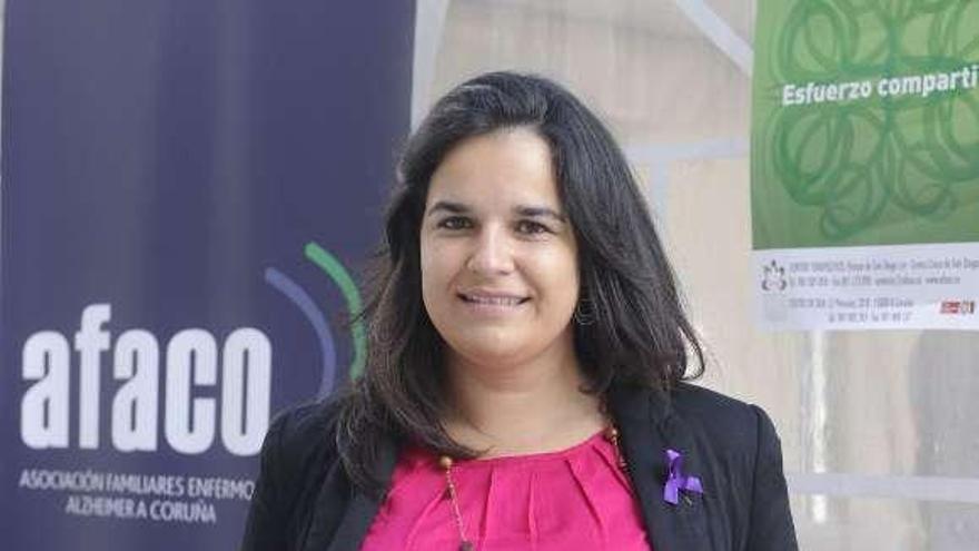 Elena Pérez, ayer, en la carpa de Afaco, en el Obelisco. / juan varela