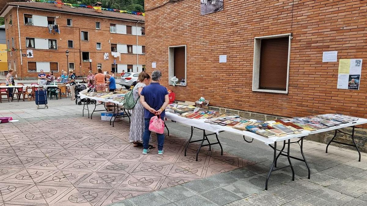 Actividades en la plaza de San Roque de Blimea, en una pasada edición.