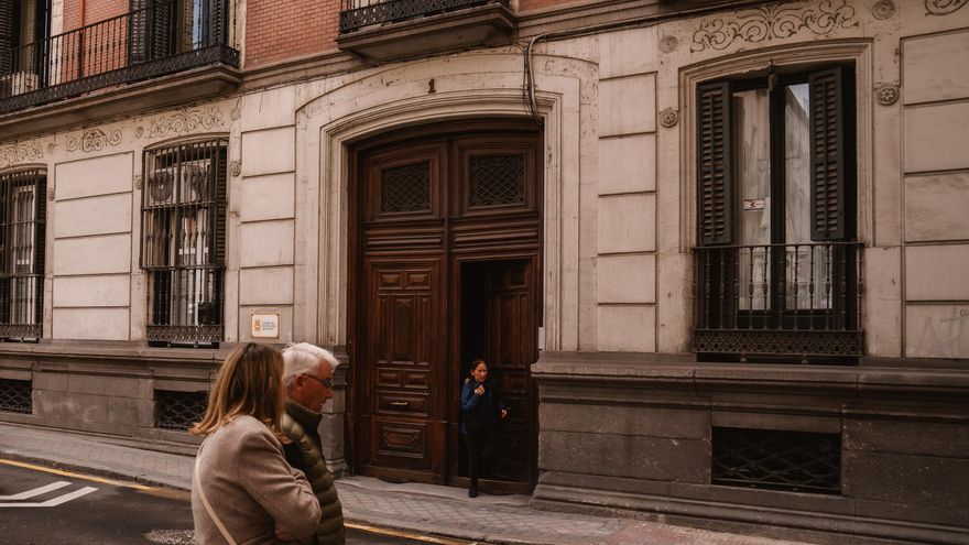 La discreta vida de Vargas Llosa en su refugio de Madrid
