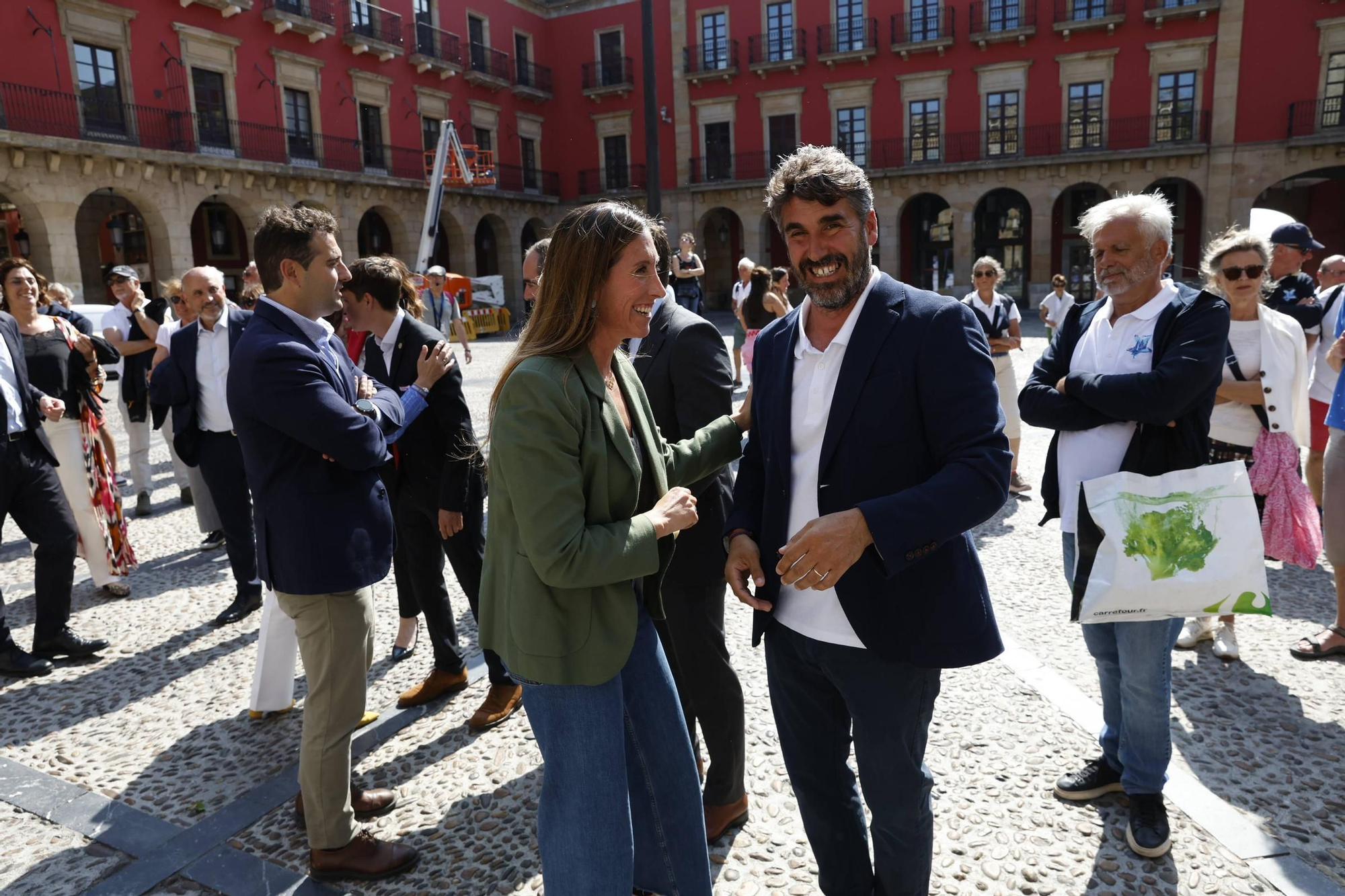 Gijón fija la colaboración entre los municipios del Camino de Santiago por mar en el norte de España (en imágenes)