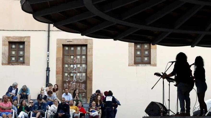 Homenaje a Johnny Cash y June Carter en El Paraguas